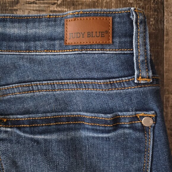 Judy Blue Straight Fit Mid Rise Woman's Blue Jeans Size 11/30 - Picture 3 of 8